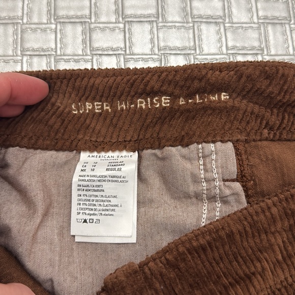 AMERICAN EAGLE OUTFITTERS brown super hi-rise a-line corduroy skirt  size 10 - Picture 6 of 9